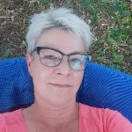 YVONNE Single aus Bad Salzuflen